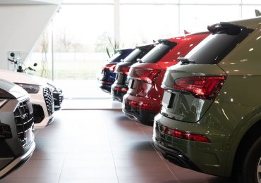 Comment choisir le bon concessionnaire automobile pour votre prochain achat de véhicule ?